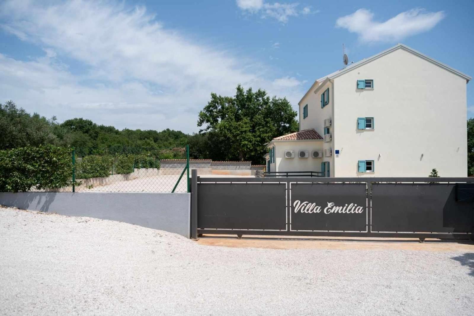 Villa Emilia 2 Umago Esterno foto
